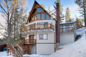 Sun and Snow Chalet by AvantStay A-Frame Stunner in Great Big Bear Location